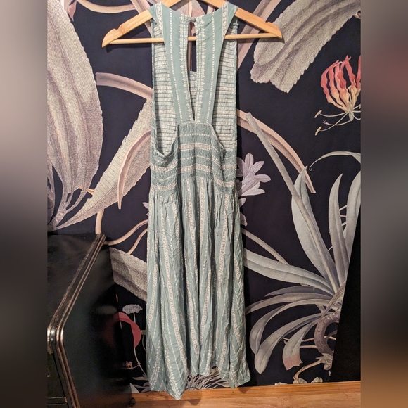 Cottagecore Style Dress - Picture 2 of 2